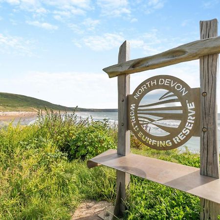 2 Middlecombe - Luxury Apartment At Byron Woolacombe, Only 4 Minute Walk To Woolacombe Beach! Exteriör bild