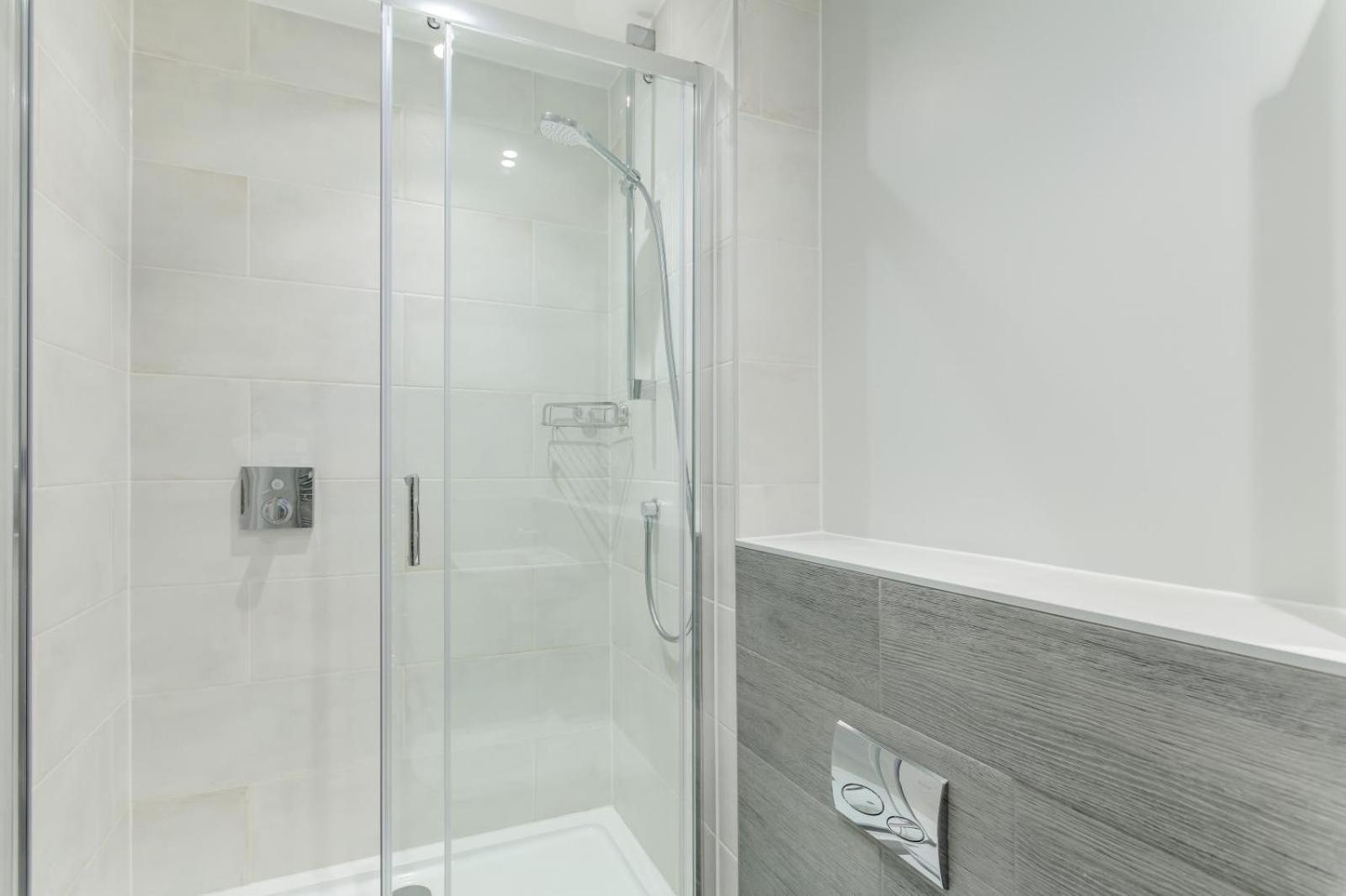 2 Middlecombe - Luxury Apartment At Byron Woolacombe, Only 4 Minute Walk To Woolacombe Beach! Exteriör bild